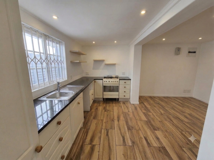 1 Bedroom Property for Sale in Claremont Upper Western Cape